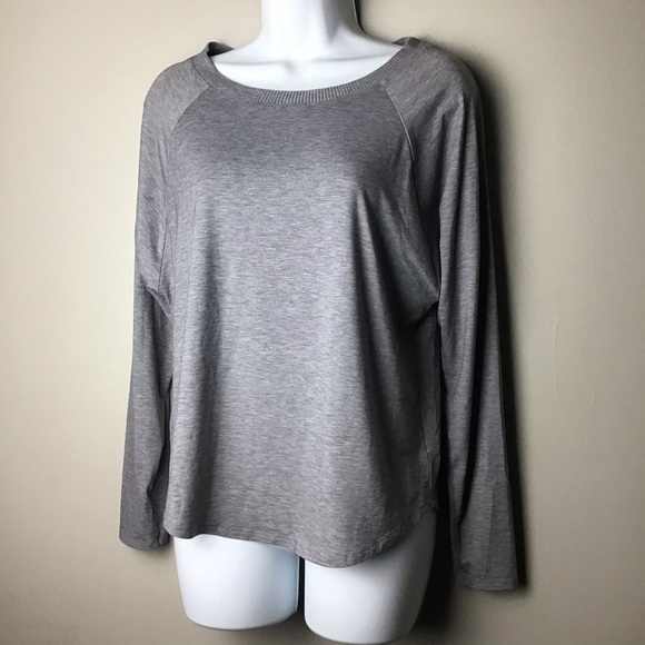 Athleta Gray Topanga Top with Back Mesh Panel - Picture 4 of 9